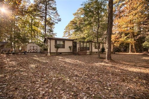 444 Morse Point Rd, Port Haywood, VA, 23138-2001 | Card Image