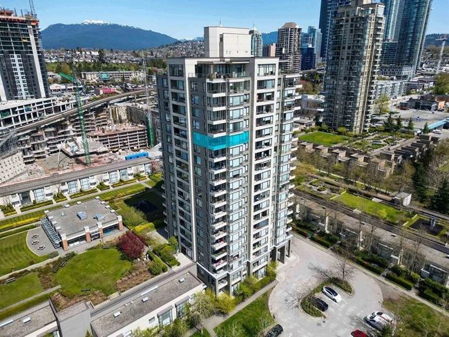 1804 - 4178 Dawson Street, Condo with 2 bedrooms, 2 bathrooms and 1 parking in Burnaby BC | Image 1