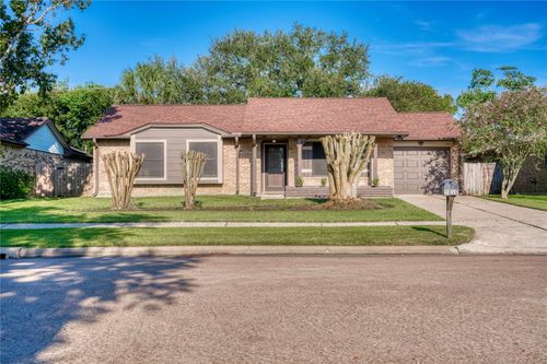 1010 Dixie Drive, League City, TX, 77573 | Card Image