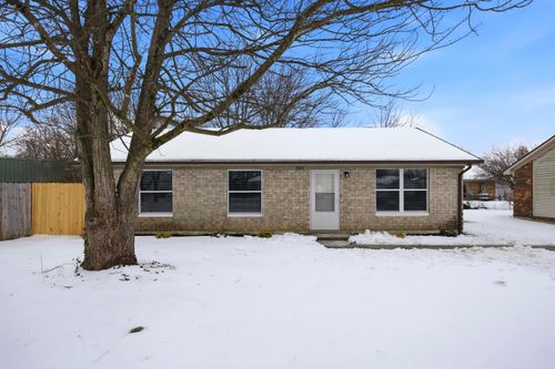 3304 Fall Ct, Lexington, KY, 40515-5811 | Card Image