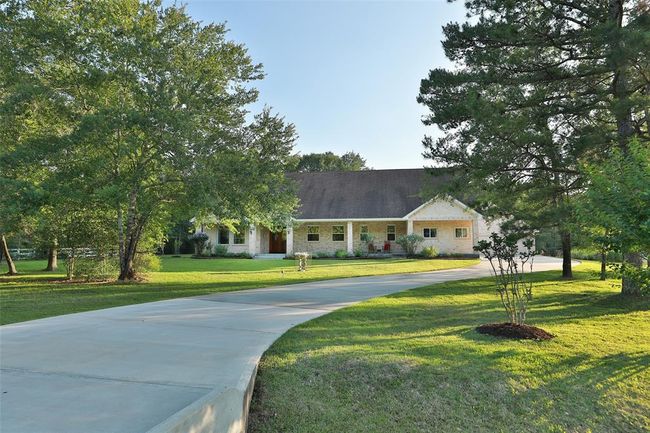 7044 Racehorse Dr, House other with 2 bedrooms, 3 bathrooms and 3 parking in Waller TX | Image 4