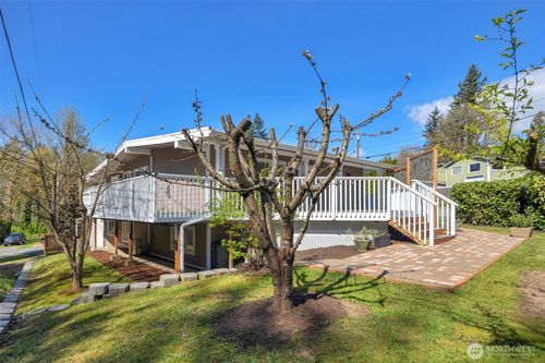 2230 Cherry Rd, Lake Stevens, WA, 98258-9532 | Card Image