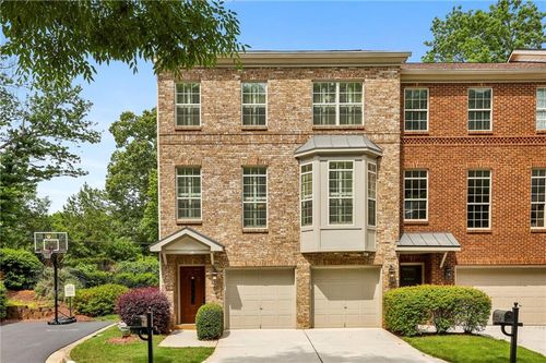 5577 Julian Pl, Atlanta, GA, 30342-1313 | Card Image