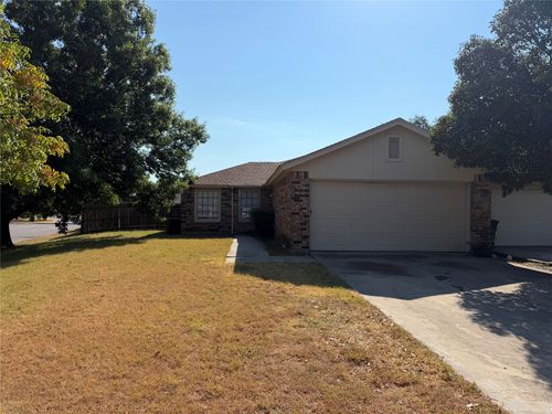 7551 Boxwood Ct, Fort Worth, TX, 76133-7340 | Card Image