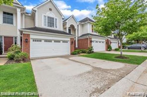 41861 Yeats Dr, Novi, MI, 48377-2889 | Card Image