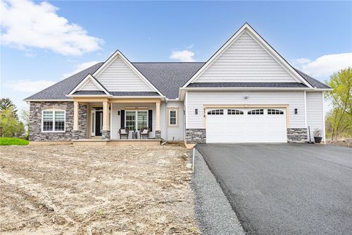 978 State Rd, Webster, NY, 14580-9346 | Card Image