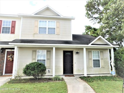 100 Meadowbrook Ln, Jacksonville, NC, 28546-7861 | Card Image