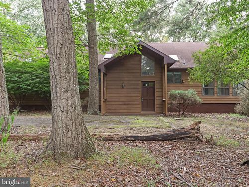 228 Rising Sun Rd, HEDGESVILLE, WV, 25427-5195 | Card Image