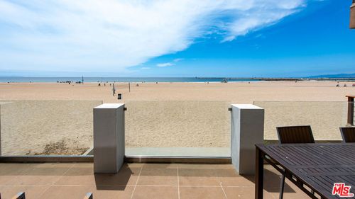 6419 Ocean Front Walk, Playa del Rey, CA, 90293-7528 | Card Image