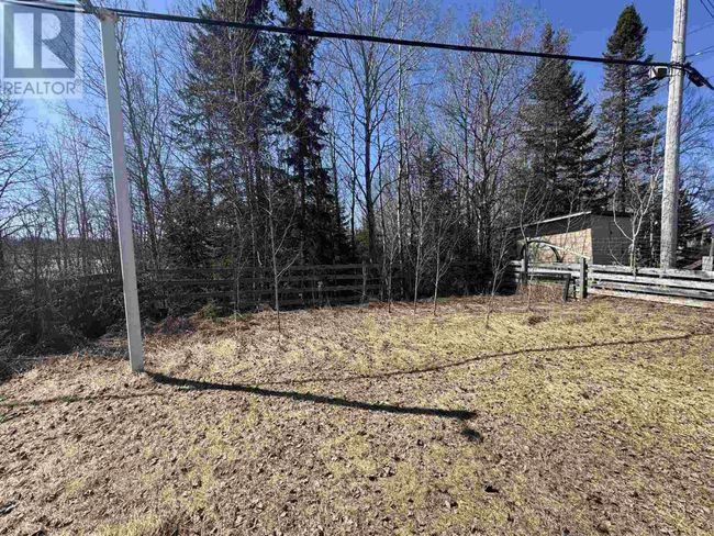 12 Redwing Ave, Home with 3 bedrooms, 2 bathrooms and null parking in Manitouwadge ON | Image 31