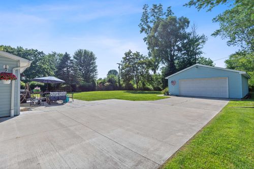 5394 Ponderosa Dr, Clyde, MI, 48049-4423 | Card Image