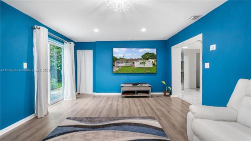 7031 Sw 27th Ct, Miramar, FL, 33023-3705 | Card Image