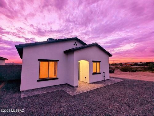1-5829 N Escondido Ln, Tucson, AZ, 85704-2703 | Card Image