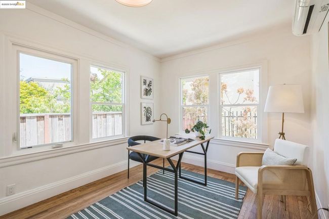 1515 Derby St, Condo with 2 bedrooms, 1 bathrooms and null parking in Berkeley CA | Image 8