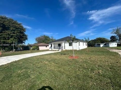 1468 Nw 100th St, Miami, FL, 33147-1820 | Card Image