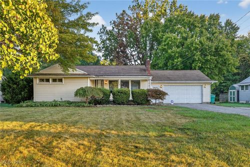 6102 Mccartney Rd, Lowellville, OH, 44436-9787 | Card Image