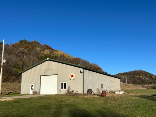 26766 Dd Hwy, ROCKBRIDGE, WI, 53581 | Card Image