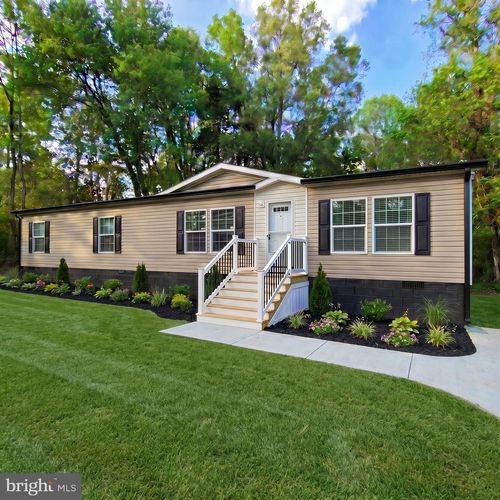 11919 Belfonte Rd, Bumpass, VA, 23024-8820 | Card Image