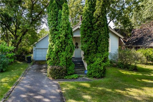 240 E Fifth Avenue, Berea, OH, 44017 | Card Image