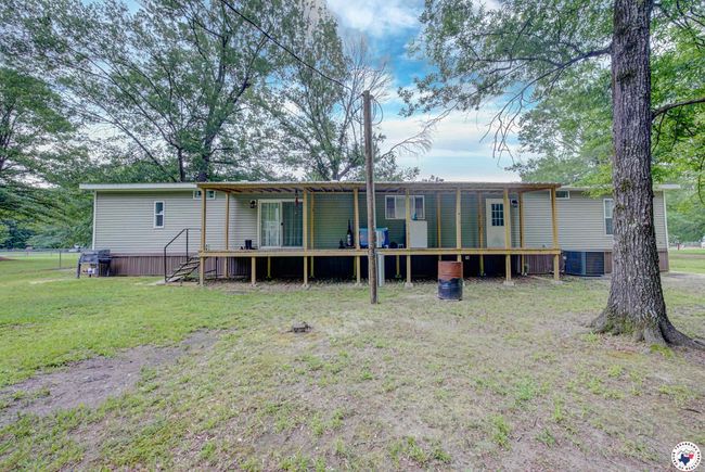 807 E 11 Th St, House other with 4 bedrooms, 2 bathrooms and null parking in Hooks TX | Image 26