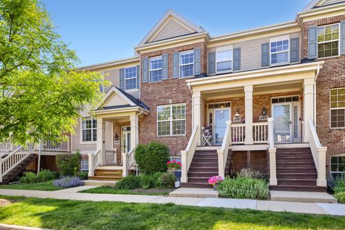 290 Broadmoor Ln, Bartlett, IL, 60103-4300 | Card Image