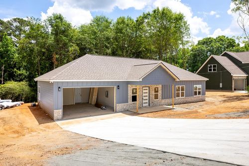 133 Lee Road 219, Phenix City, AL, 36870-8013 | Card Image