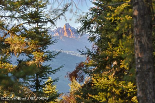 6620 W Lupine Trl, Wilson, WY, 83014-5167 | Card Image