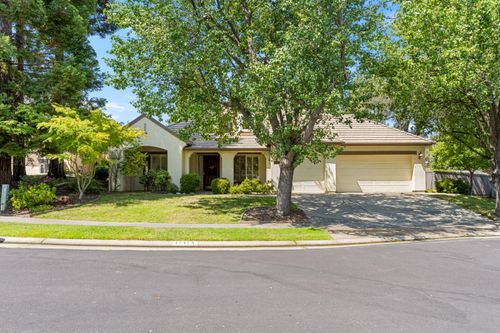 11413 Fawn Creek Ct, Auburn, CA, 95602-7609 | Card Image