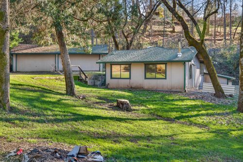 805 Country Rd, Meadow Vista, CA, 95722-9502 | Card Image