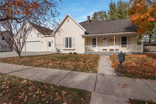 411 Lake Ave E, Ladysmith, WI, 54848-1310 | Card Image