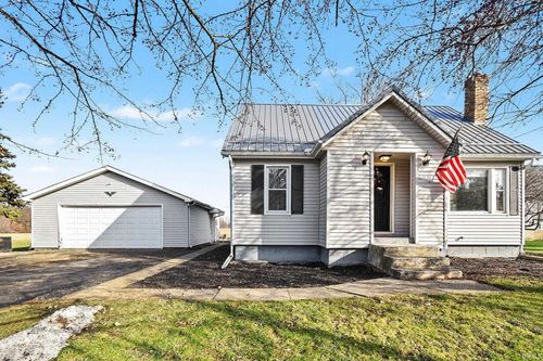 67636 Lake Trl, Lakeville, IN, 46536-9789 | Card Image