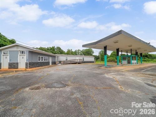 1168 W Main St, Forest City, NC, 28043-2522 | Card Image