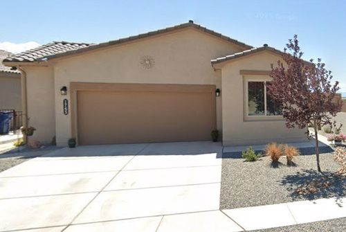 1765 Valle Vista Rd Nw, Los Lunas, NM, 87031-8930 | Card Image