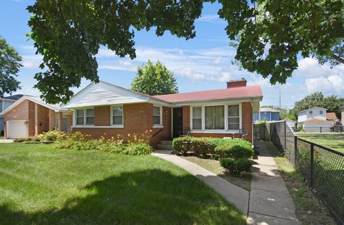124 Sawyer Ave, La Grange, IL, 60525-2538 | Card Image