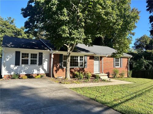 3306 Lawndale Dr, Greensboro, NC, 27408-3402 | Card Image