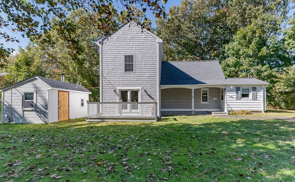 Henri St, Somerset, MA 02726