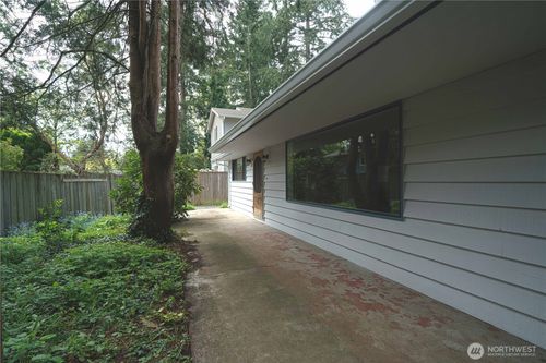 23620 79th Ave W, Edmonds, WA, 98026-9281 | Card Image