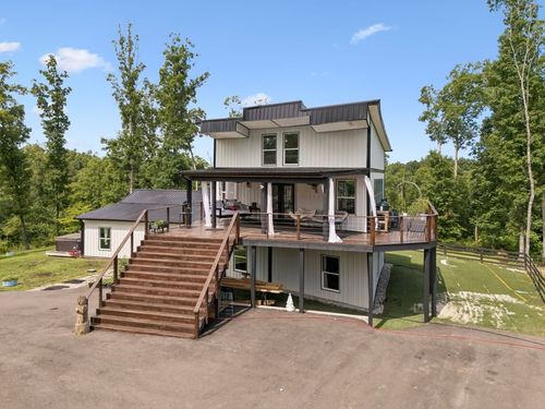 332 Southridge Rd, Hohenwald, TN, 38462-2339 | Card Image