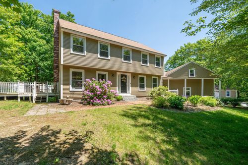 78 Hitching Post Ln, Bedford, NH, 03110-4925 | Card Image