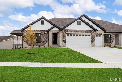 29a-229 Pierce View Cir, Wentzville, MO, 63385-3624 | Card Image