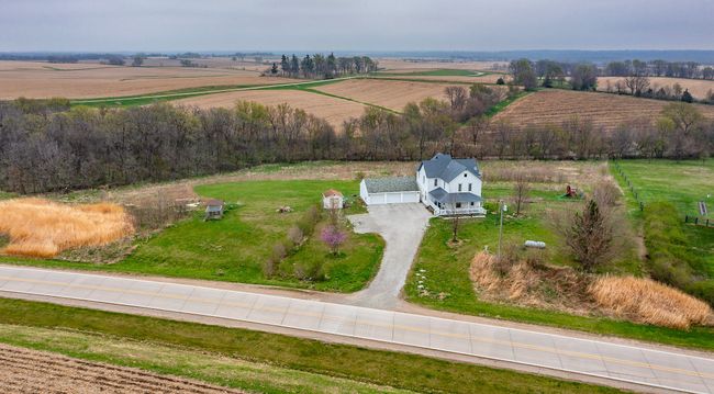 5825 G24 Hwy, Home with 7 bedrooms, 4 bathrooms and null parking in Carlisle IA | Image 32