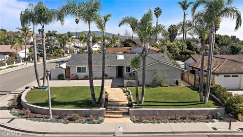 7722 Anillo Way, Carlsbad, CA, 92009-8101 | Card Image
