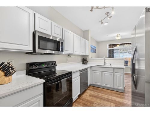 unit-204-1509 S Florence Ct, Aurora, CO, 80247-8123 | Card Image