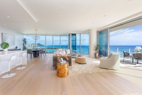 2000-1118 Ala Moana Blvd, Honolulu, HI, 96814-4939 | Card Image