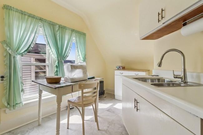 sewing or hobby rm - former 2nd kitchen | Image 35
