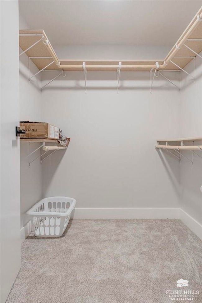 4115 Scenic Xing, Condo with 3 bedrooms, 2 bathrooms and null parking in Manhattan KS | Image 24