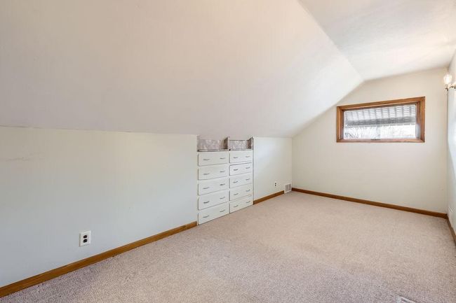 2454 Long Lake Road - MLS Sized - 019 - 25 2nd Floor Bedroom.jpg | Image 16