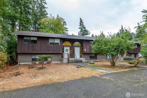 2-660 SW Sw Harrier Cir, Oak Harbor, WA, 98277-4549 | Card Image