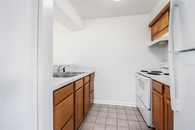 Kitchen | Image 5