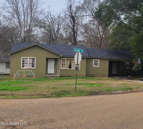 401 Brooklyn Dr, Natchez, MS, 39120-2721 | Card Image